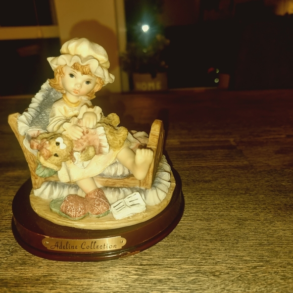 Adeline porcelain - Picture 2 of 3